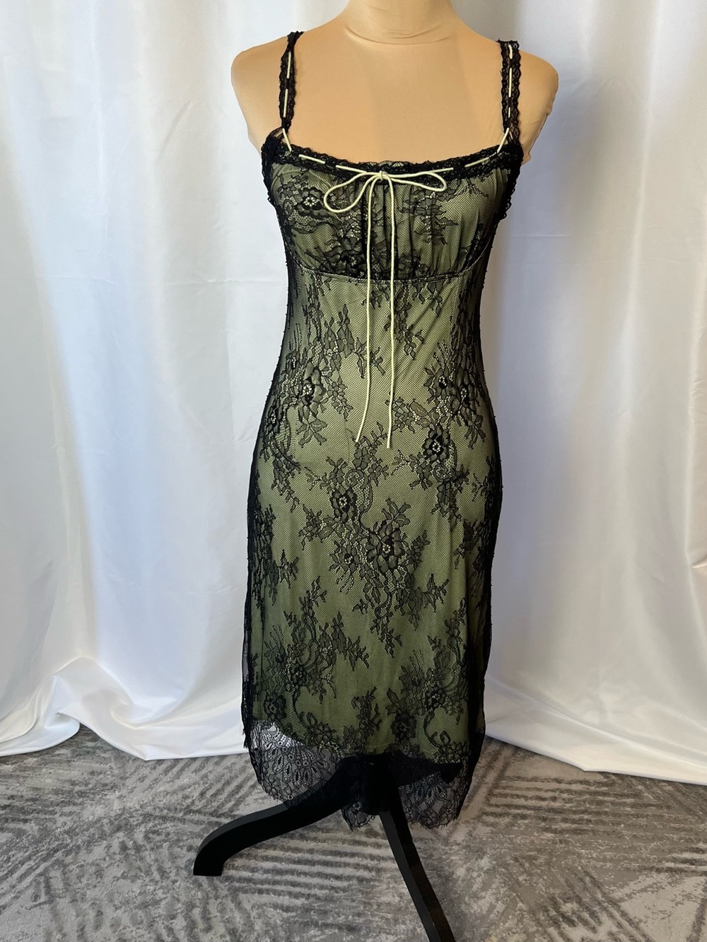 CIDER Black Lace & Sage Green Slip Dress – Size L